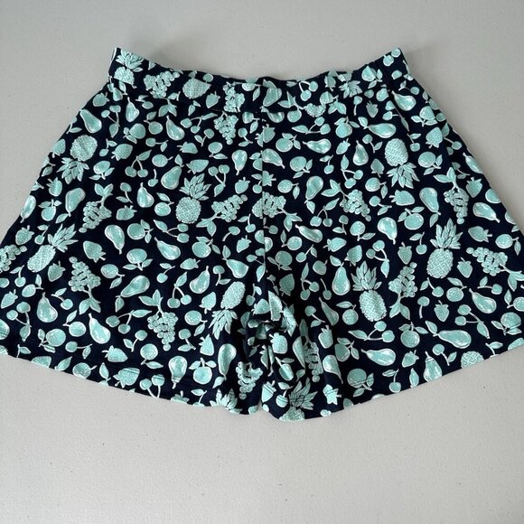 J Jill Wearever Shorts Size M Blue Fruit Print Pull On Pockets - Picture 4 of 11